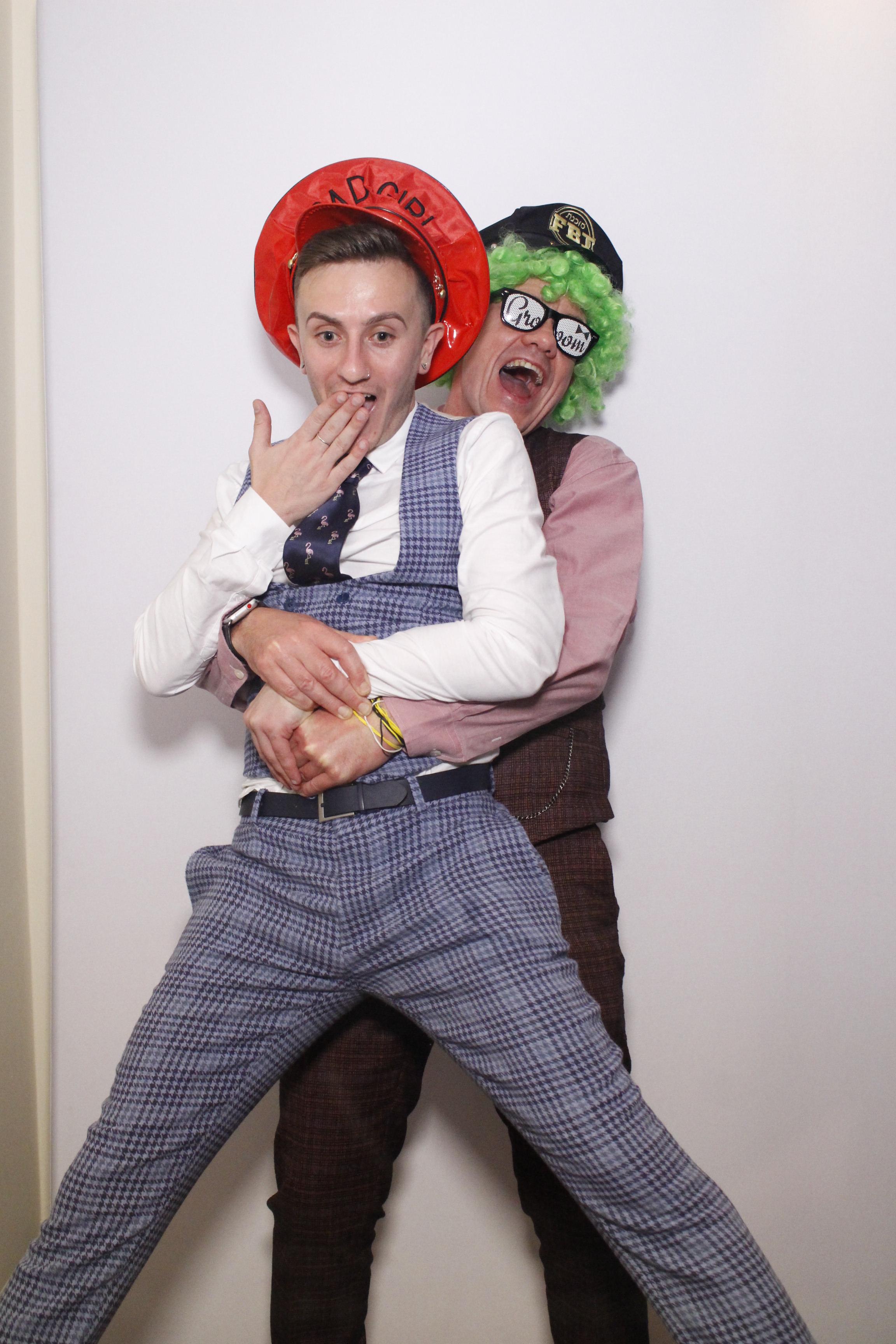 Luke & Emily's Wedding | View more photos from the event at gallery.myphotoboothexperience.co.uk/u/MyPhotoBoothExperienceLtd/Luke-Emilys-Wedding